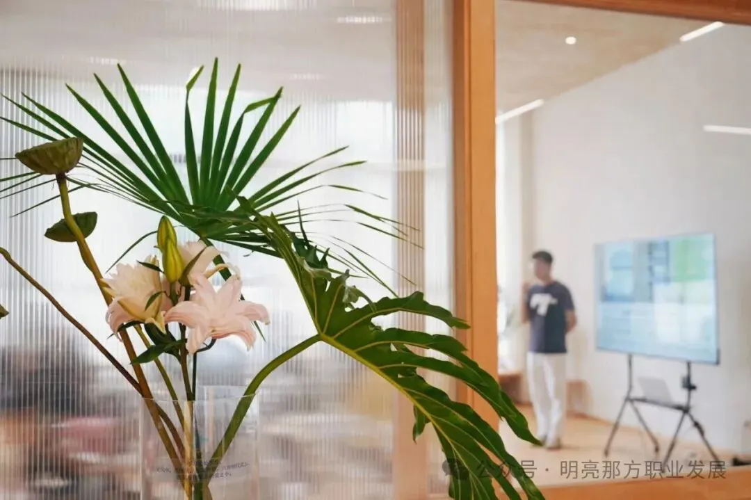 如果不参加高考,孩子还有什么人生路可走?|创新职校-第40张图片-四季读书网 如果不参加高考,孩子还有什么人生路可走?|创新职校-第40张图片-四季读书网
