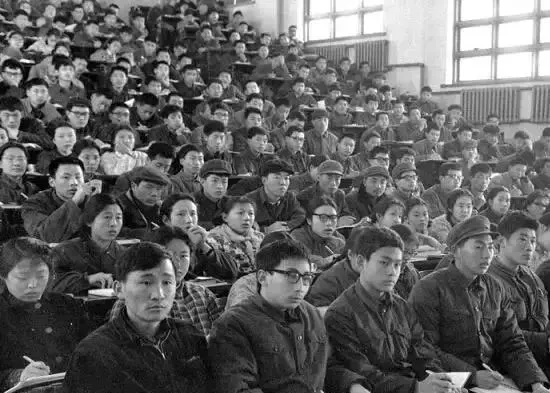 高考报名今天结束!明年是恢复高考50周年,当年决策过程曝光!-第8张图片-四季读书网