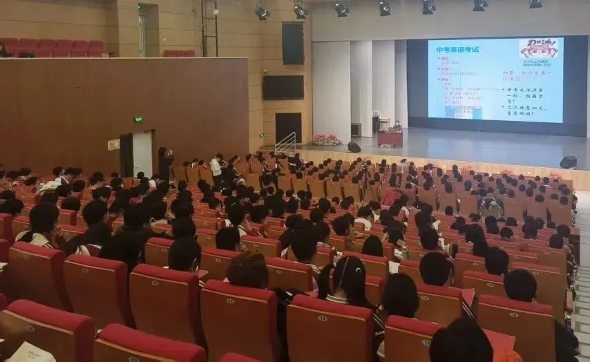 听出精彩 口吐华章 ——首都师大附中初三年级助力“朝阳红”学子备战英语听口考试-第5张图片-四季读书网