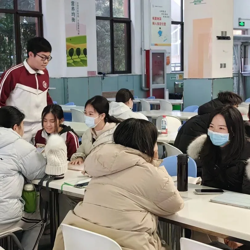 听出精彩 口吐华章 ——首都师大附中初三年级助力“朝阳红”学子备战英语听口考试-第39张图片-四季读书网