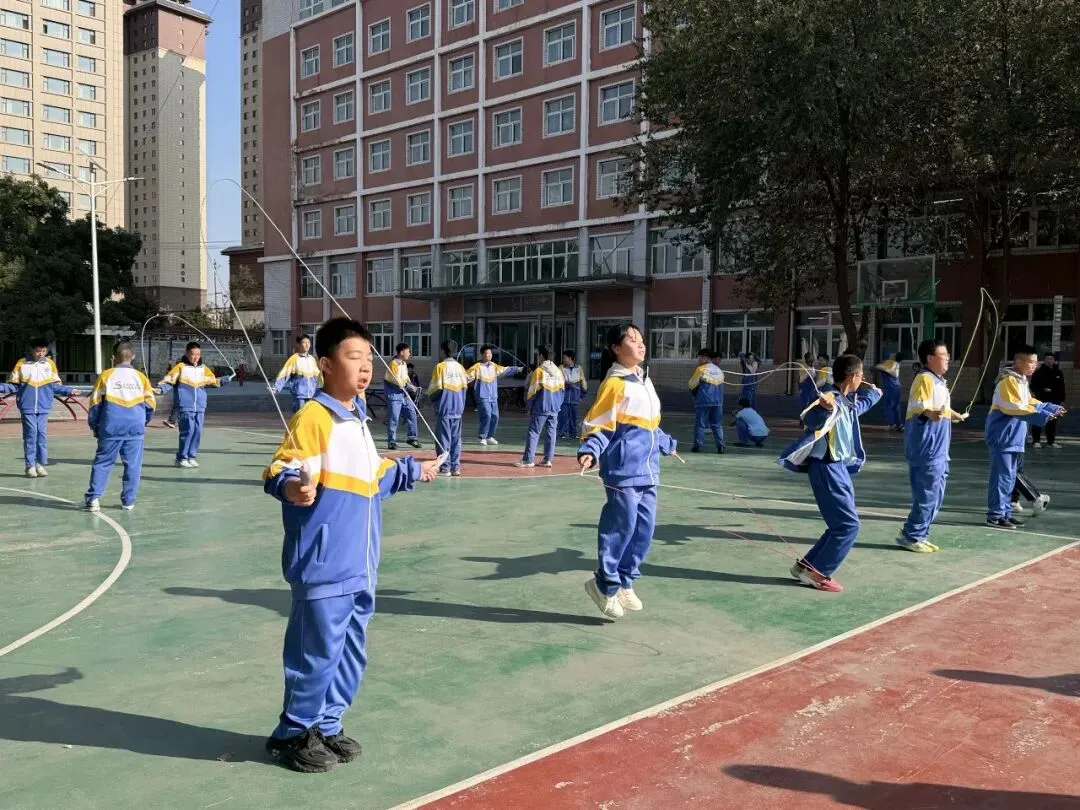 高效课堂,助力期中考——兰州新区成功智慧学校初中部全力备战期试-第28张图片-四季读书网