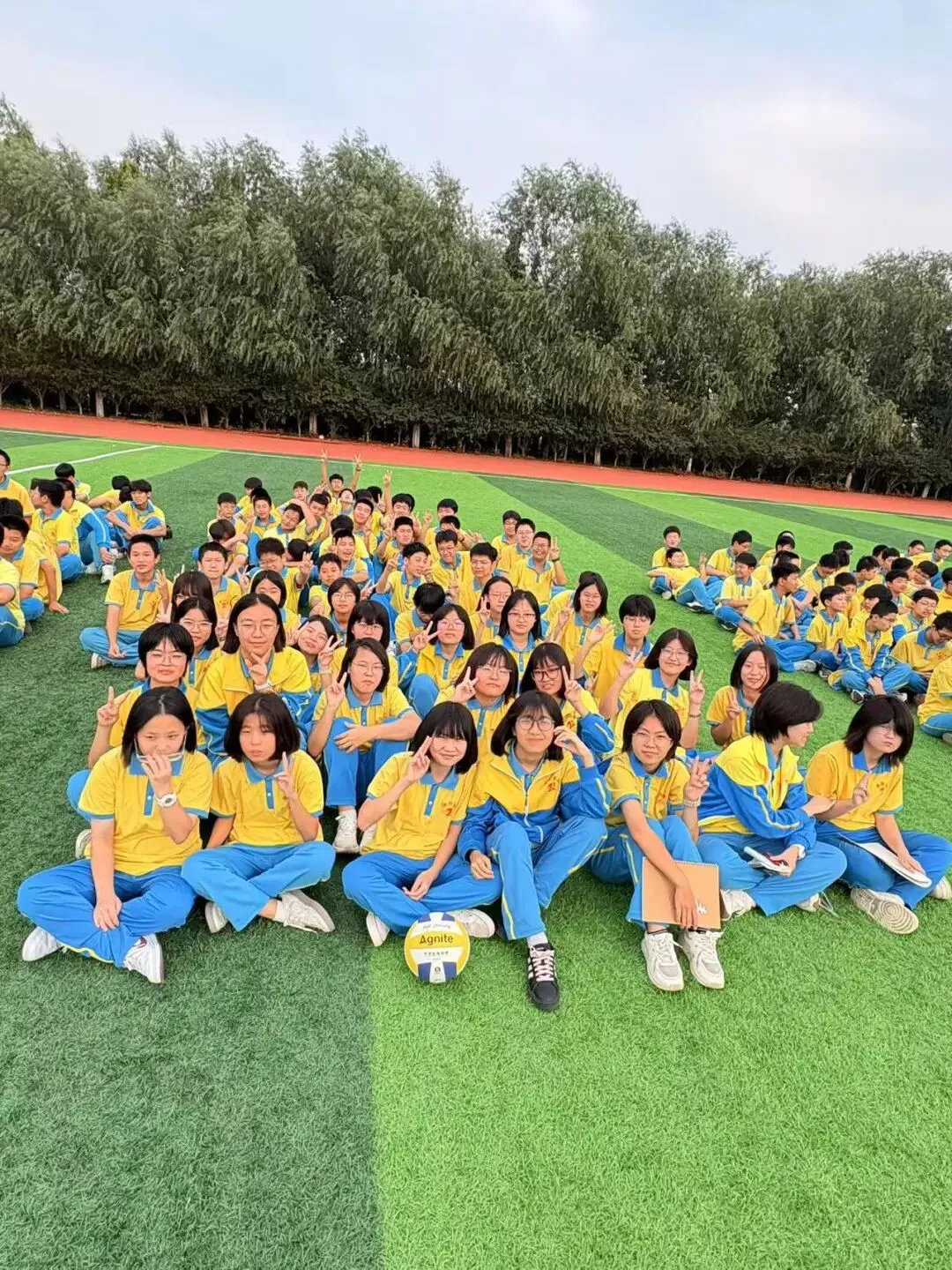 初二3班|三班三班,非同一般;逐光而行,星海扬帆!-第15张图片-四季读书网 初二3班|三班三班,非同一般;逐光而行,星海扬帆!-第15张图片-四季读书网