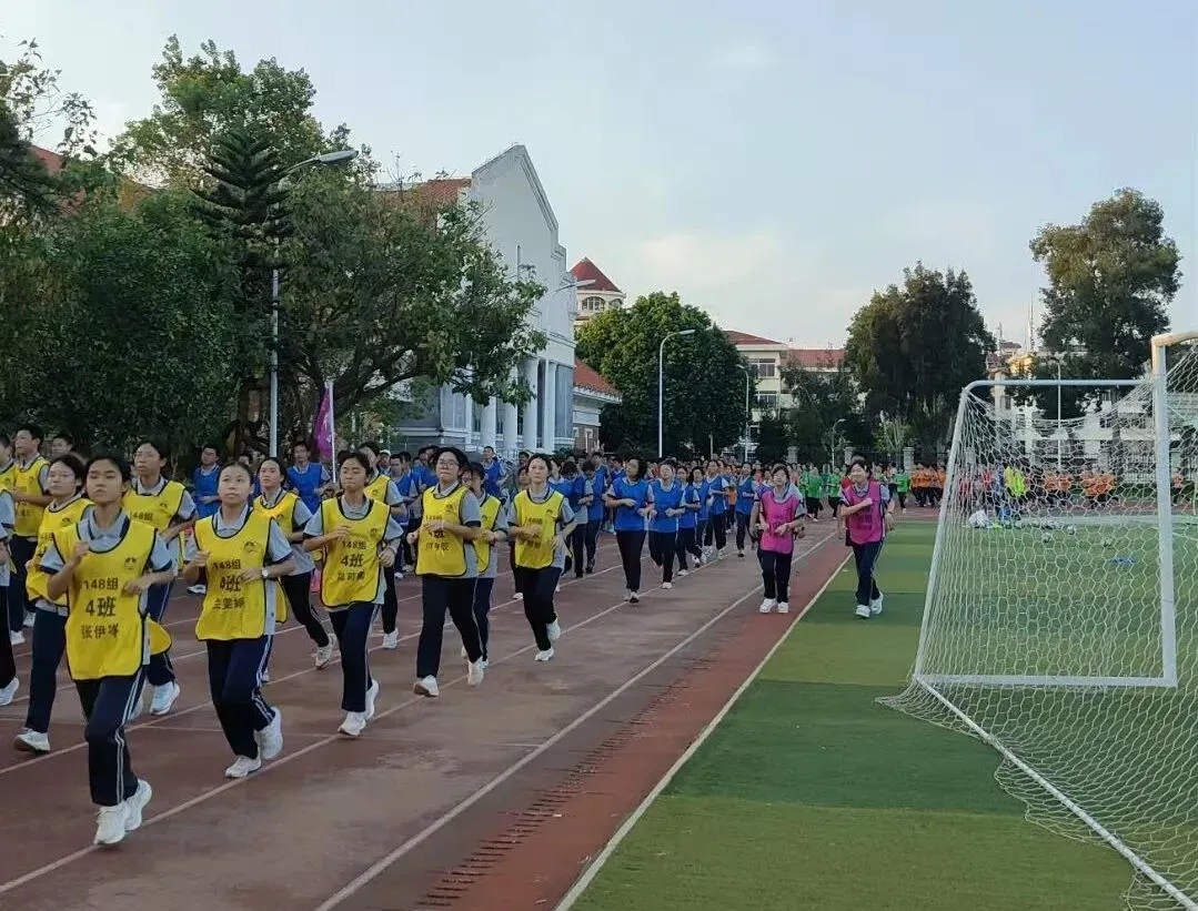 实习第七周|在集美中学初三,我们这样“数”写青春-第3张图片-四季读书网 实习第七周|在集美中学初三,我们这样“数”写青春-第3张图片-四季读书网