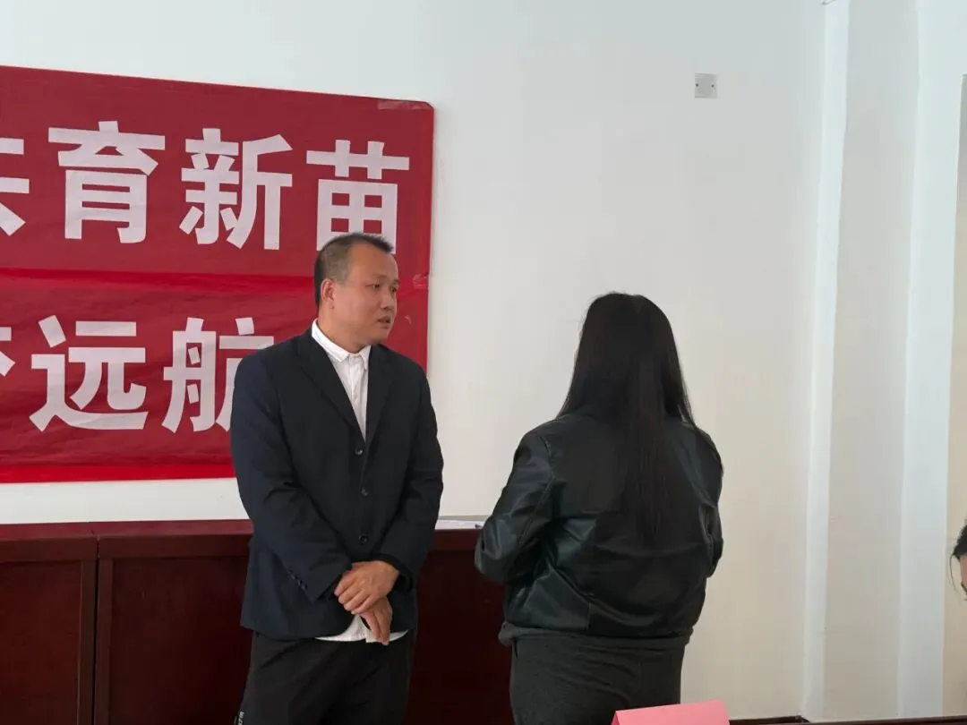 家校同心·决胜初三——浑源七中初中部九年级家长会-第70张图片-四季读书网 家校同心·决胜初三——浑源七中初中部九年级家长会-第70张图片-四季读书网