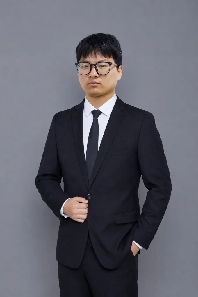初二信息学实验P老师介绍(上)-第31张图片-四季读书网