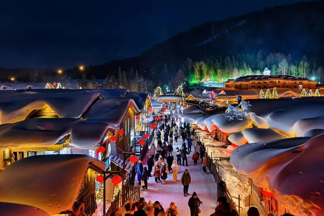 2027春节大年初二出发,带着萌娃闯尔滨,童话哈亚雪六日亲子营,包含冰雪大世界门票-第66张图片-四季读书网