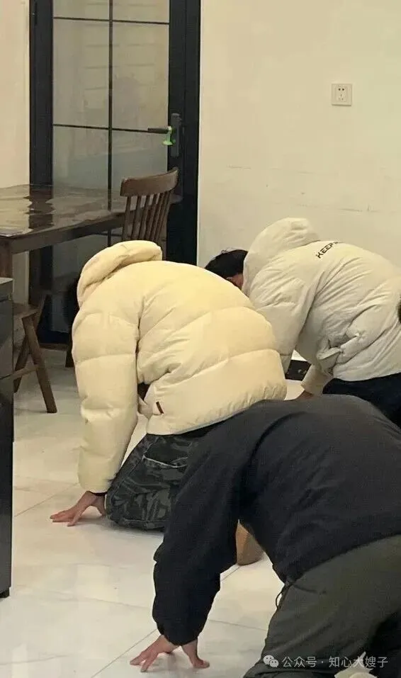 大年初二回娘家,亲家因孩子坐席起争执,老丈人拍桌发火,满屋亲戚没人敢劝-第1张图片-四季读书网