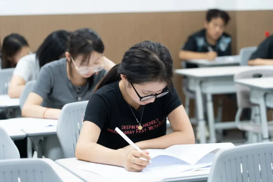 青海省 2027 高考报名通知|艺体考生重点提示-第44张图片-四季读书网