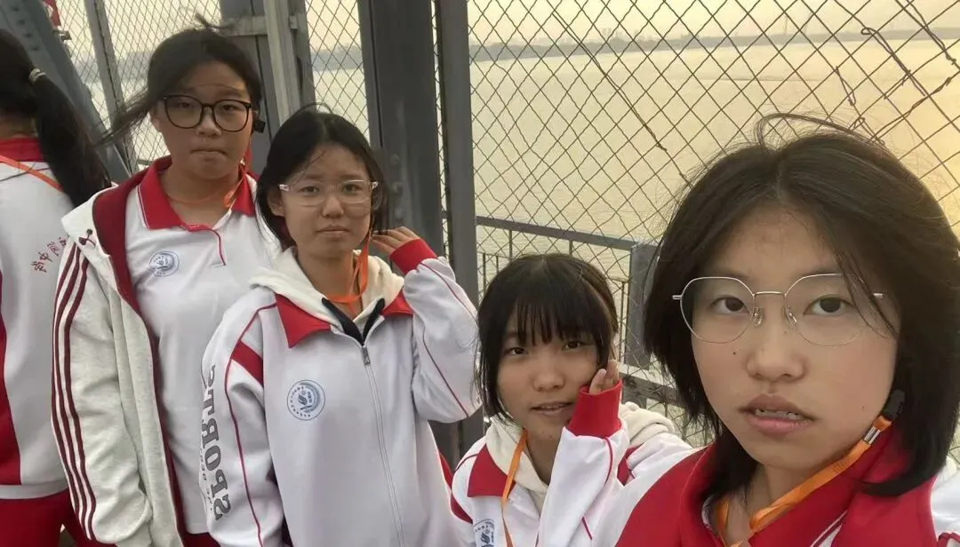 赓续长征星火 笃行青春之路——“云熠”初三哈尔滨入境励志研学纪实-第44张图片-四季读书网 赓续长征星火 笃行青春之路——“云熠”初三哈尔滨入境励志研学纪实-第44张图片-四季读书网