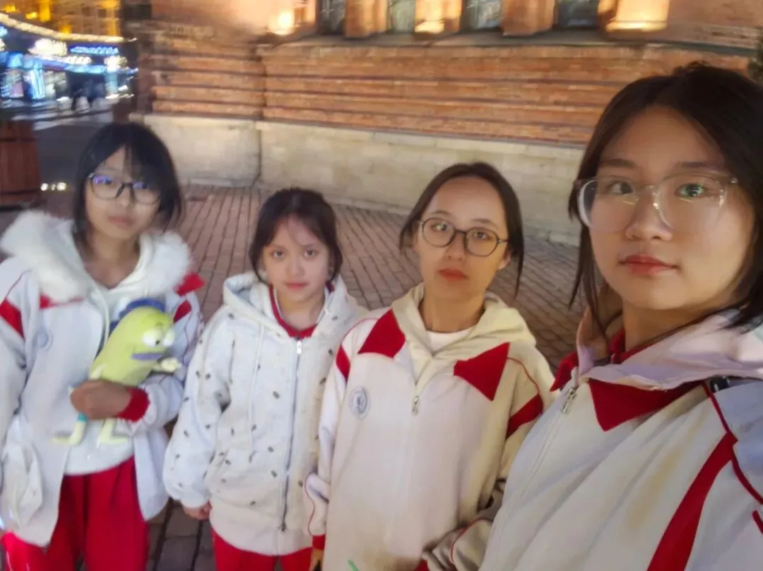 赓续长征星火 笃行青春之路——“云熠”初三哈尔滨入境励志研学纪实-第101张图片-四季读书网 赓续长征星火 笃行青春之路——“云熠”初三哈尔滨入境励志研学纪实-第101张图片-四季读书网