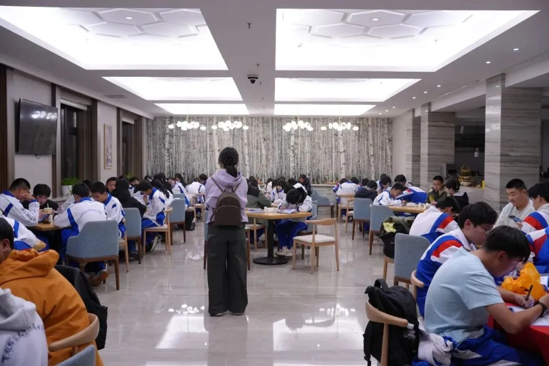赓续长征星火 笃行青春之路——“云熠”初三哈尔滨入境励志研学纪实-第182张图片-四季读书网 赓续长征星火 笃行青春之路——“云熠”初三哈尔滨入境励志研学纪实-第182张图片-四季读书网