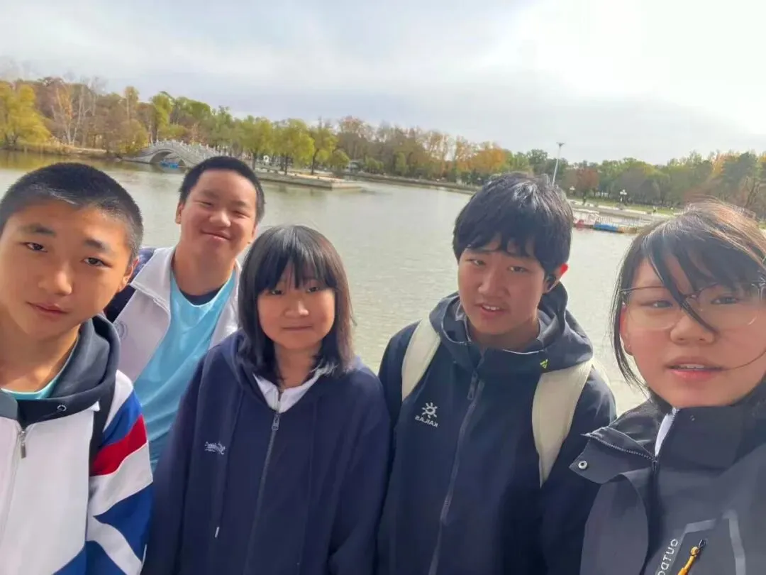 赓续长征星火 笃行青春之路——“云熠”初三哈尔滨入境励志研学纪实-第217张图片-四季读书网 赓续长征星火 笃行青春之路——“云熠”初三哈尔滨入境励志研学纪实-第217张图片-四季读书网