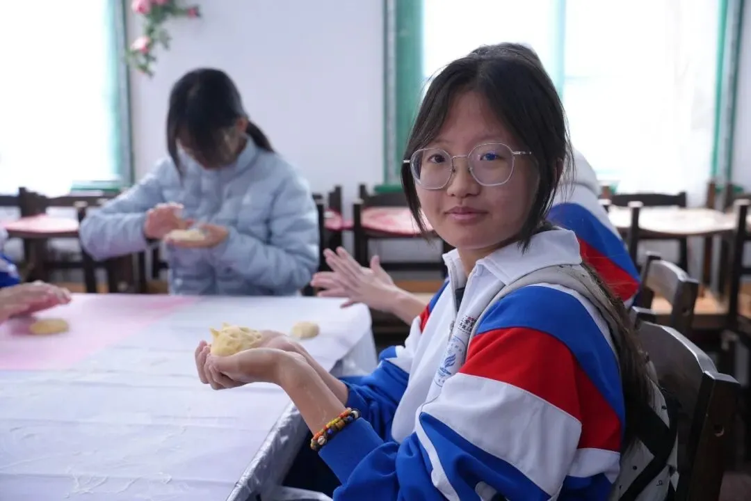 赓续长征星火 笃行青春之路——“云熠”初三哈尔滨入境励志研学纪实-第227张图片-四季读书网 赓续长征星火 笃行青春之路——“云熠”初三哈尔滨入境励志研学纪实-第227张图片-四季读书网
