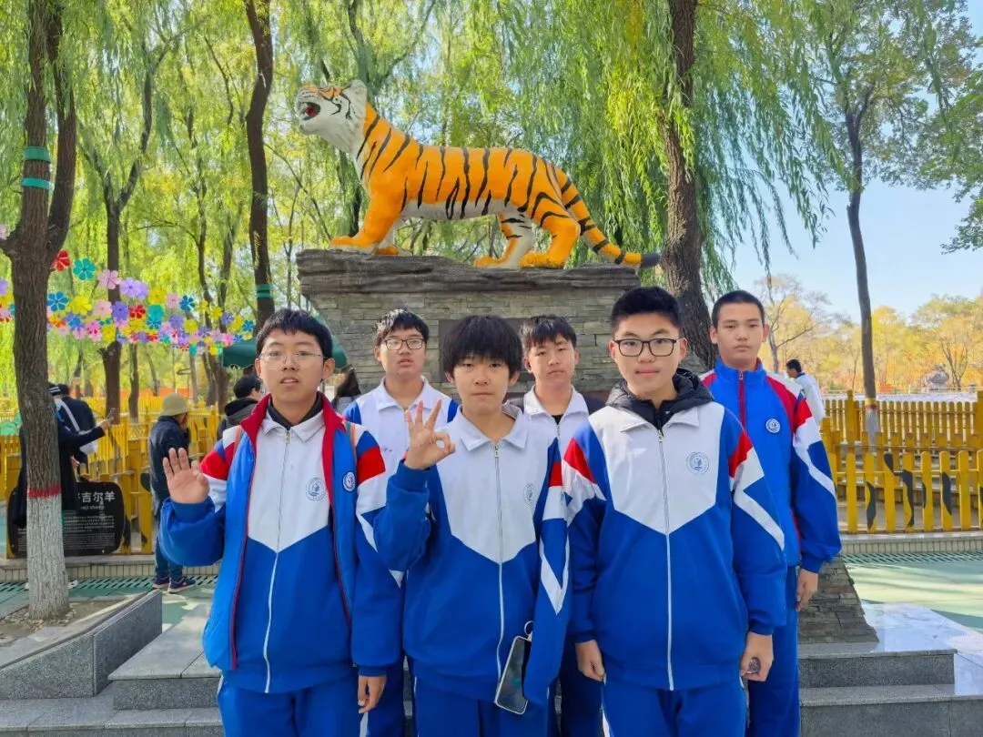 赓续长征星火 笃行青春之路——“云熠”初三哈尔滨入境励志研学纪实-第268张图片-四季读书网 赓续长征星火 笃行青春之路——“云熠”初三哈尔滨入境励志研学纪实-第268张图片-四季读书网