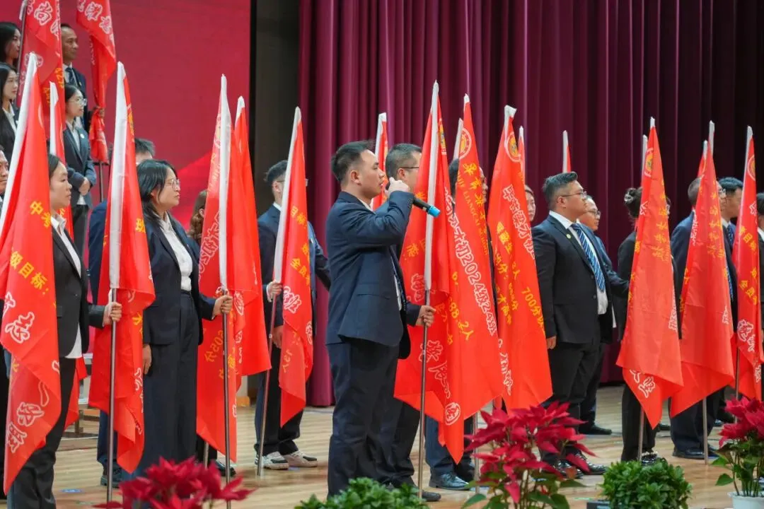 这一届,缺一不可!梁才少年正式奔赴初三征程!-第31张图片-四季读书网