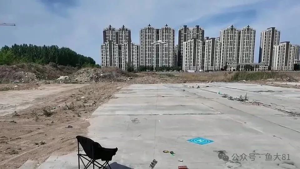 高考后驾校突然冷清,大学生为何不急着考驾照了?无人驾驶只是其中一个原因-第1张图片-四季读书网