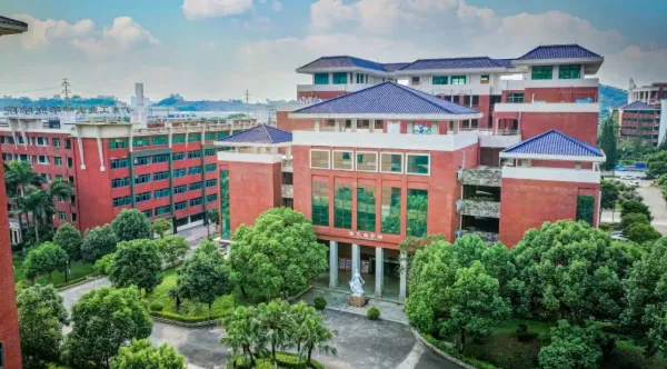 初三必看丨2026年广州中职学校汇总(公办/民办)-第19张图片-四季读书网 初三必看丨2026年广州中职学校汇总(公办/民办)-第19张图片-四季读书网