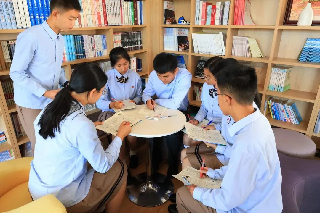 【强国复兴有我-网上展示】中考物理连续三年全州突出,这个教研组有何“密码”?-第12张图片-四季读书网 【强国复兴有我-网上展示】中考物理连续三年全州突出,这个教研组有何“密码”?-第12张图片-四季读书网