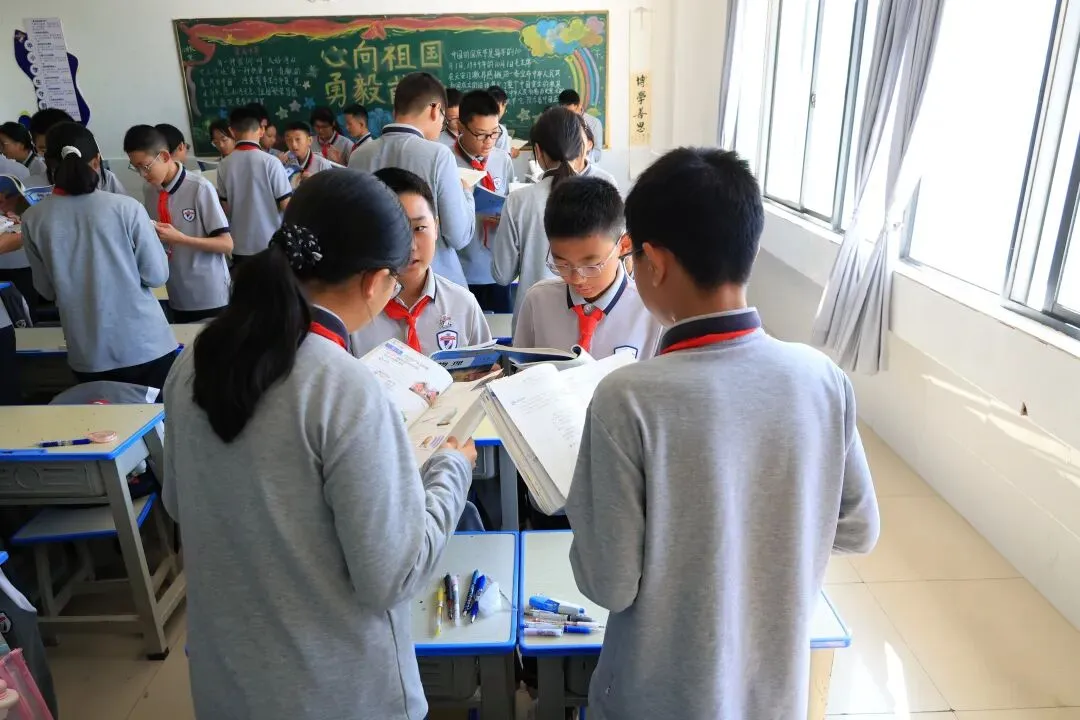 【强国复兴有我-网上展示】中考物理连续三年全州突出,这个教研组有何“密码”?-第14张图片-四季读书网 【强国复兴有我-网上展示】中考物理连续三年全州突出,这个教研组有何“密码”?-第14张图片-四季读书网