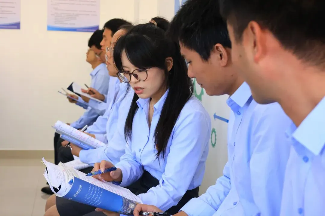 【强国复兴有我-网上展示】中考物理连续三年全州突出,这个教研组有何“密码”?-第17张图片-四季读书网 【强国复兴有我-网上展示】中考物理连续三年全州突出,这个教研组有何“密码”?-第17张图片-四季读书网