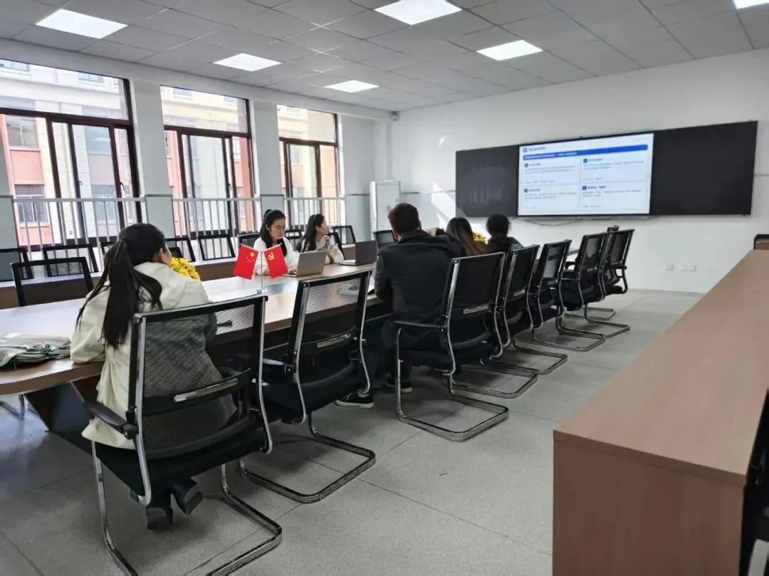 【兰凤教研】以研促教磨命题 精雕细琢备中考——蚌埠市兰凤路学校初中部英语组开展完形填空命题实操教研活动-第4张图片-四季读书网