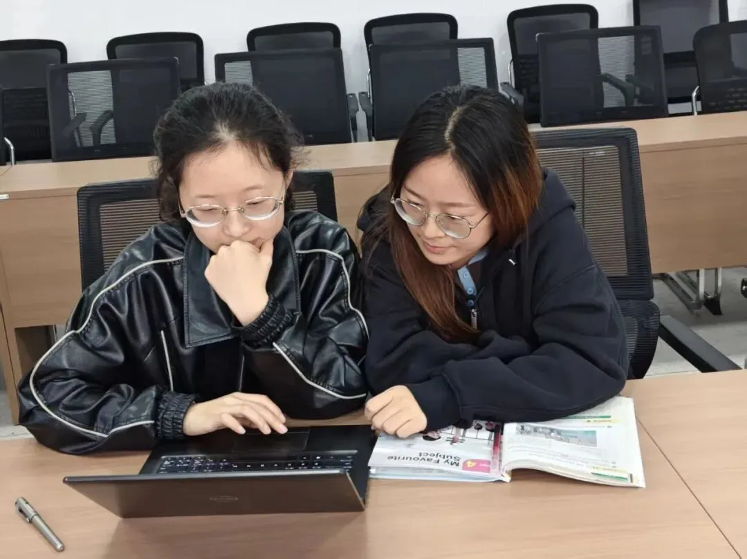 【兰凤教研】以研促教磨命题 精雕细琢备中考——蚌埠市兰凤路学校初中部英语组开展完形填空命题实操教研活动-第7张图片-四季读书网