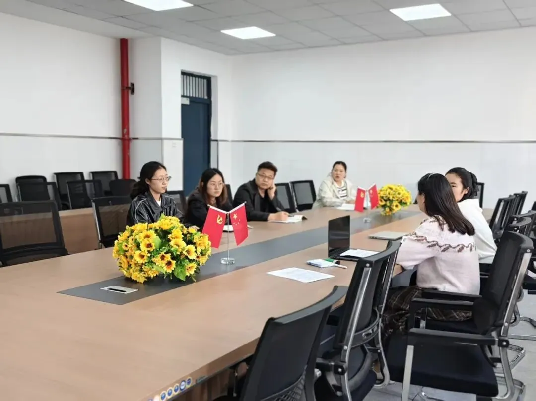 【兰凤教研】以研促教磨命题 精雕细琢备中考——蚌埠市兰凤路学校初中部英语组开展完形填空命题实操教研活动-第8张图片-四季读书网