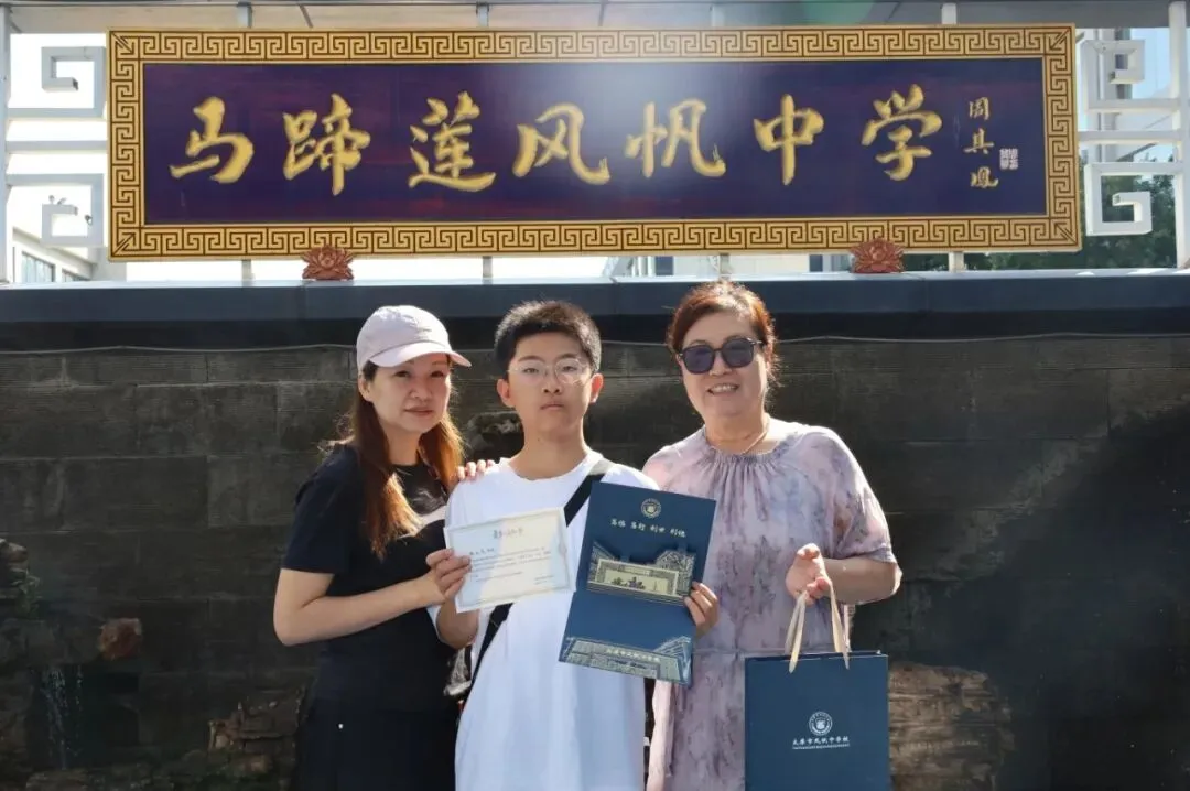 初一新生专访:在风帆,看见成长悄然发生!-第8张图片-四季读书网
