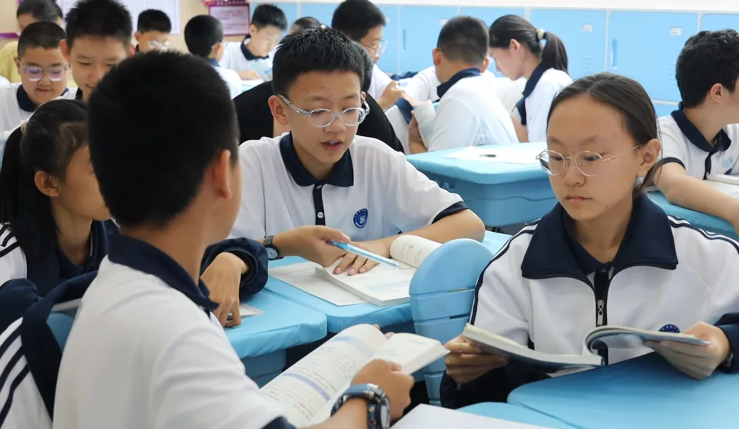 初一新生专访:在风帆,看见成长悄然发生!-第31张图片-四季读书网