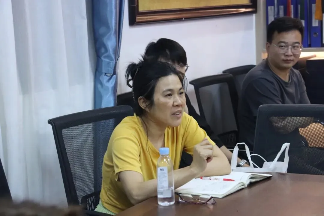 【中学部】初三家长放宽心!校长面对面座谈为家长解忧 | 家校晤谈日顺利举行-第23张图片-四季读书网 【中学部】初三家长放宽心!校长面对面座谈为家长解忧 | 家校晤谈日顺利举行-第23张图片-四季读书网