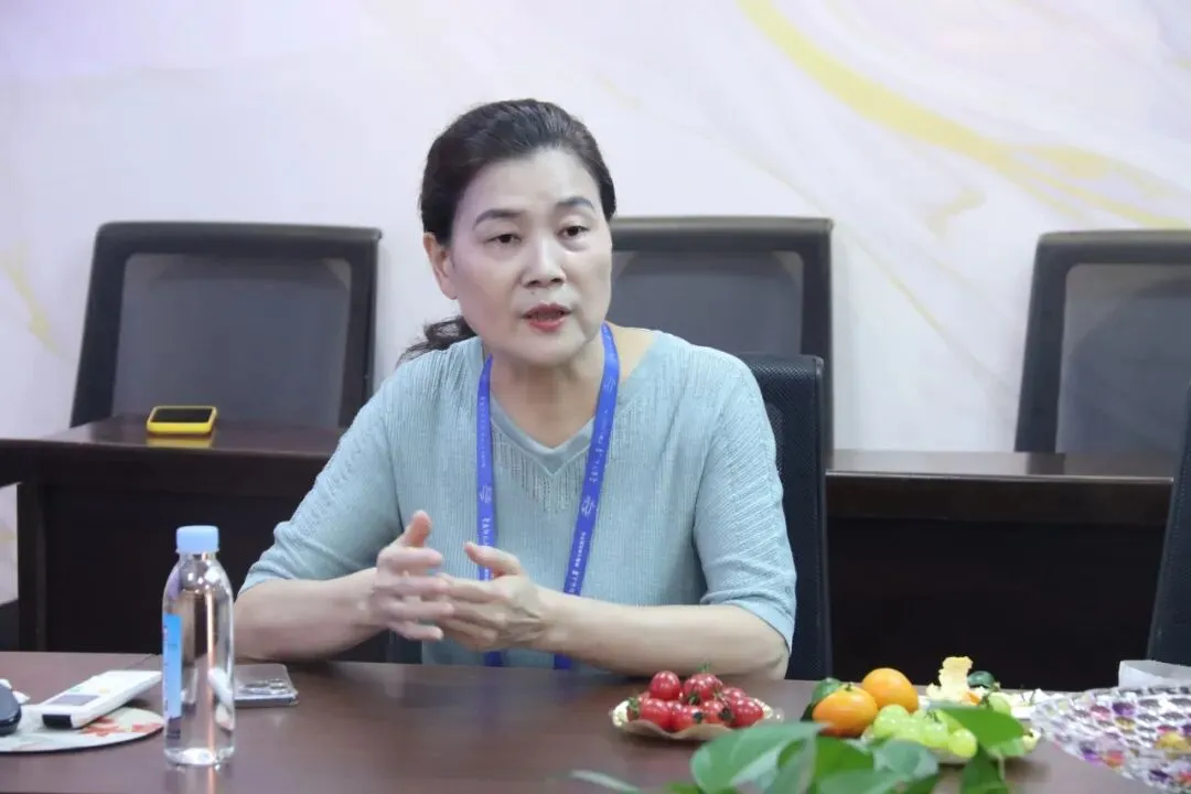 【中学部】初三家长放宽心!校长面对面座谈为家长解忧 | 家校晤谈日顺利举行-第25张图片-四季读书网 【中学部】初三家长放宽心!校长面对面座谈为家长解忧 | 家校晤谈日顺利举行-第25张图片-四季读书网