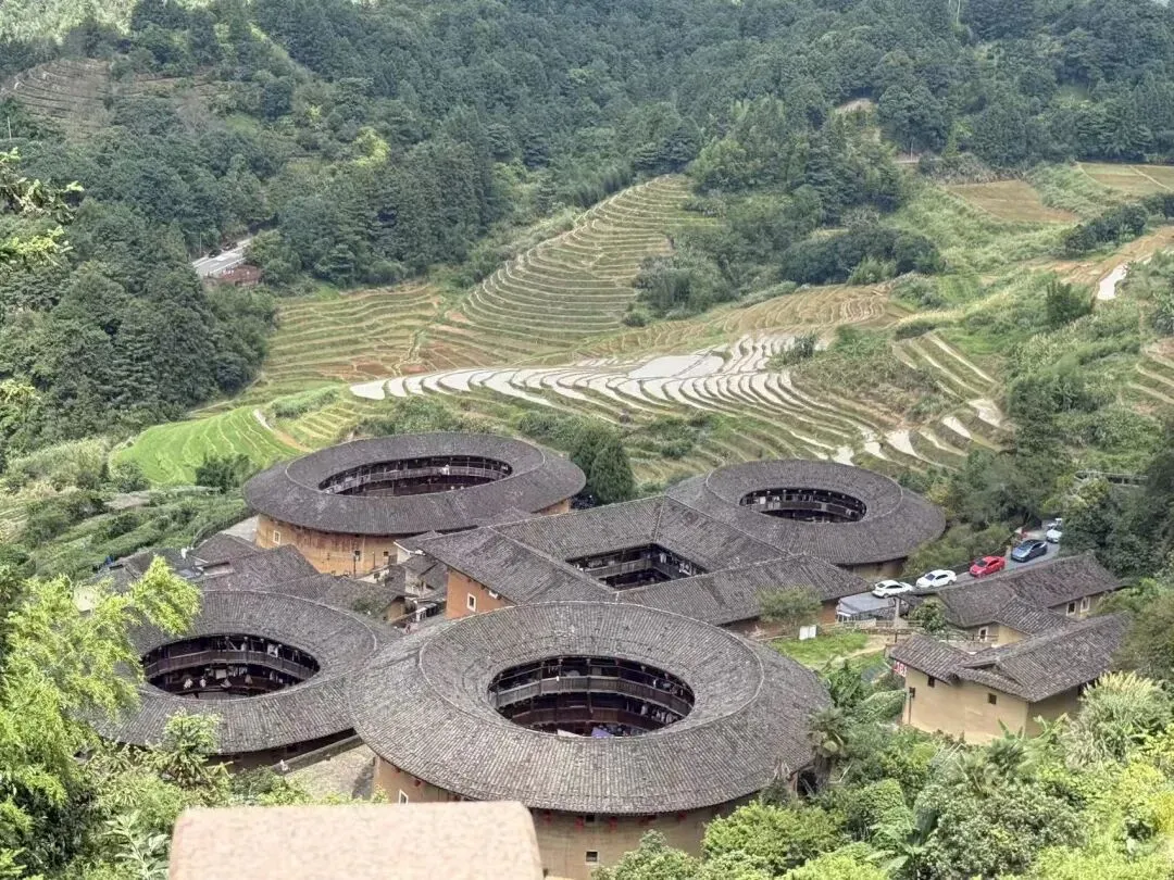 南靖土楼旅游攻略:厦门+土楼+漳州3天2晚纯玩路线,深度探访世界文化遗产