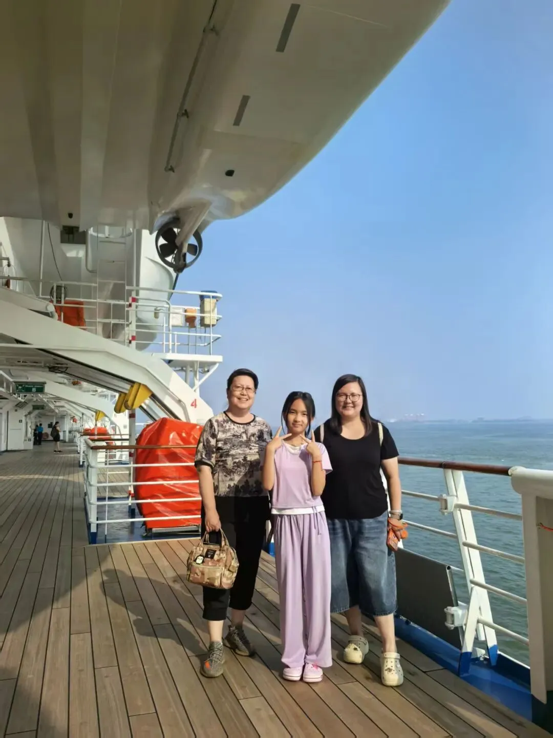 天气很好,不冷不热,旅游走起~~