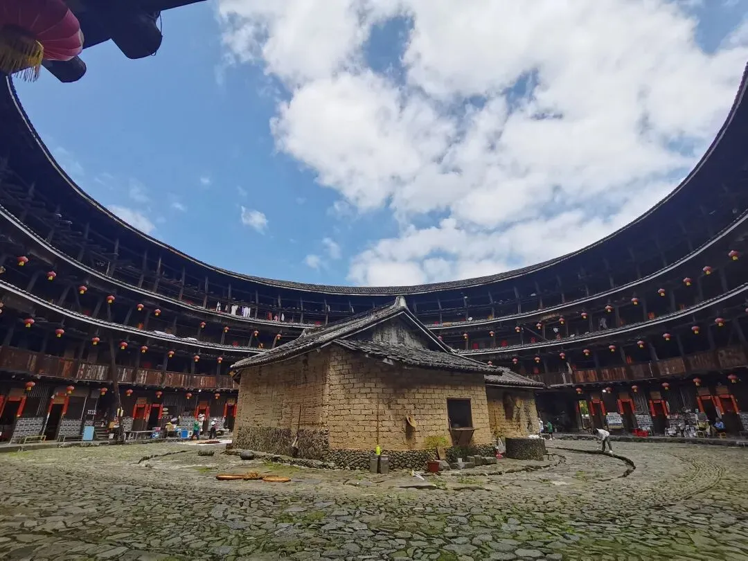 70后旅行见闻 | 50岁逛云水谣,看和贵楼、怀远楼,一圆一方助你“家和志远”!(附实用指南)