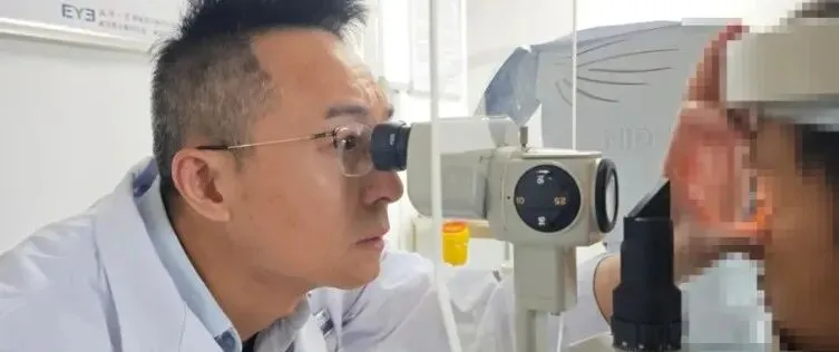 海南一男生逃避军训飞往上海旅游,有网友质疑其“做事不考虑后果”,本人发文致歉,校方回应
