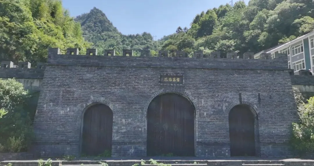 黄山是“哇”,铜锣寨是“嗯” ▏一个人自驾游155——铜锣寨(上)