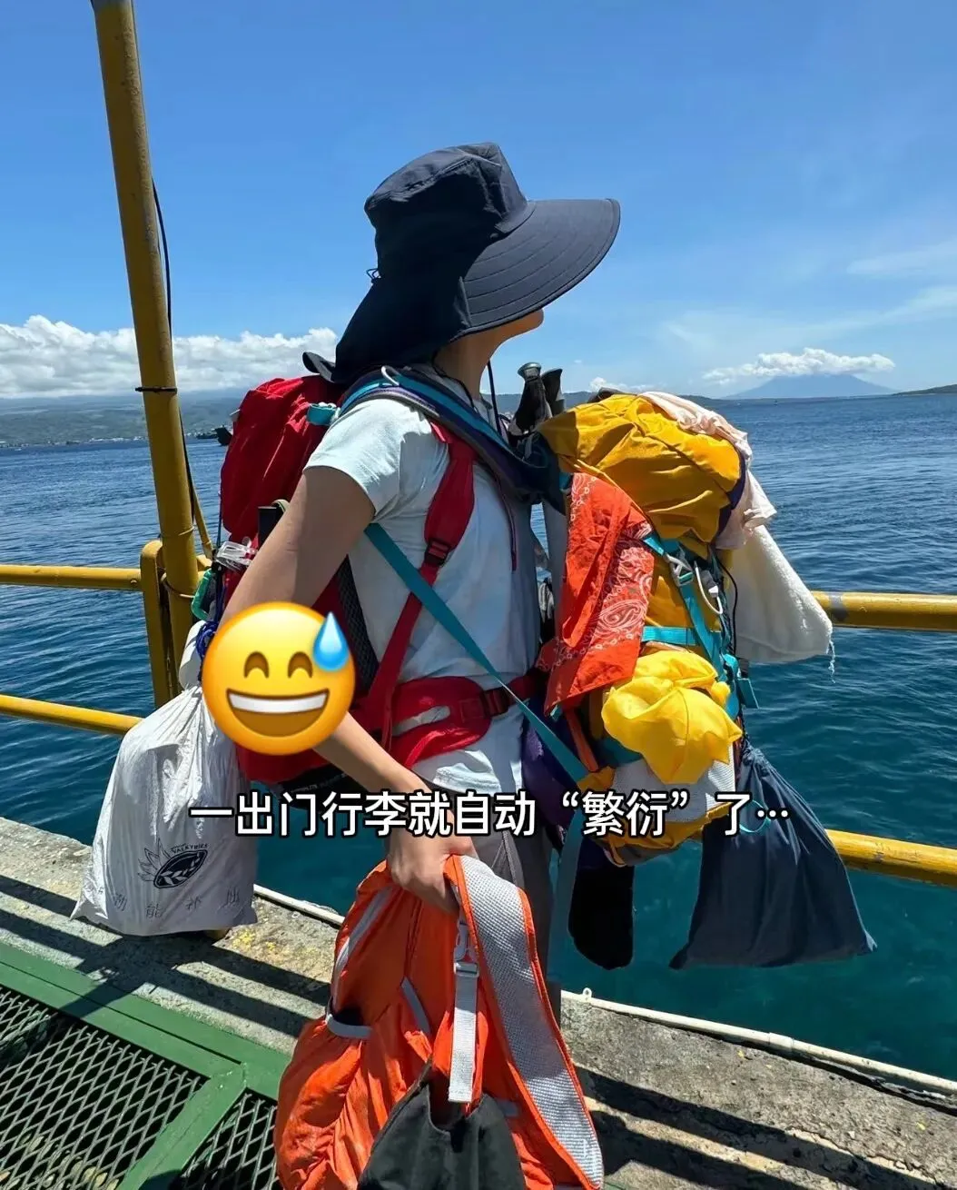 这个包比行李箱还“能装”~旅游、返校,全家能用的扩容包!
