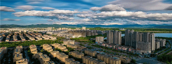 方操胜调研督导节前旅游市场和安全工作