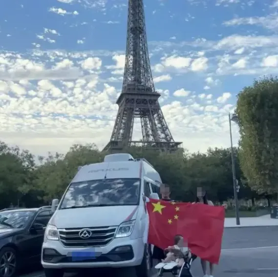 90后夫妻为了“哄娃睡觉”,带娃环球自驾游,84天已行驶近2万公里到法国巴黎!