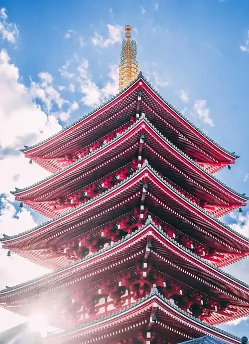 日本街头见中国人就辱骂动手,为何赴日旅游热度不减?