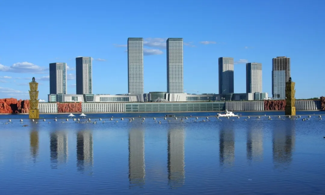 内蒙古鄂尔多斯旅行全攻略:成陵、响沙湾,七星湖与康巴什新城