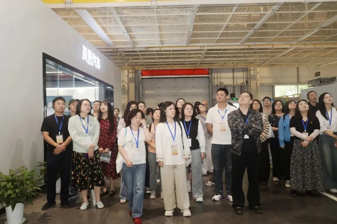 武汉经开区工业旅游正式开启首批体验之旅