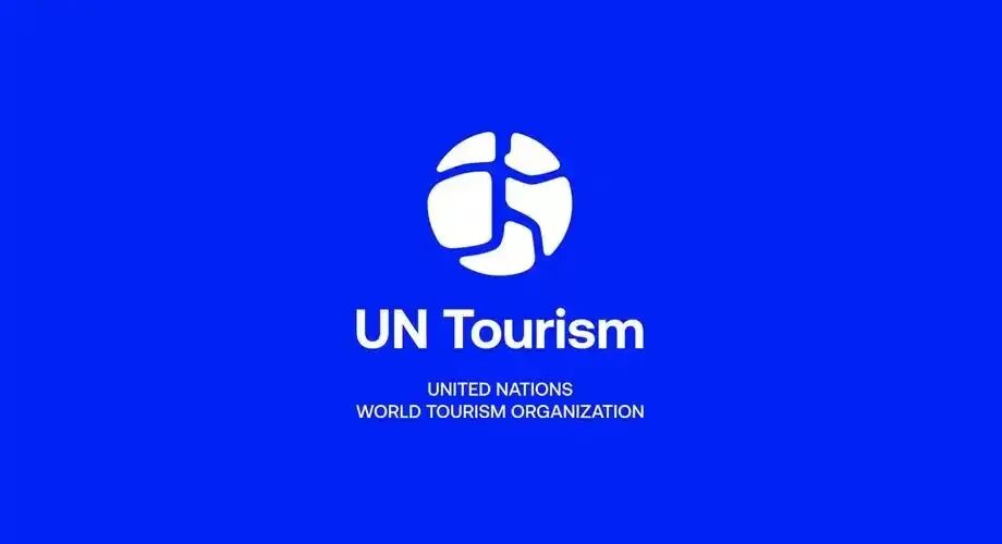 世界旅游组织使命与原则(中英法俄西阿文本)