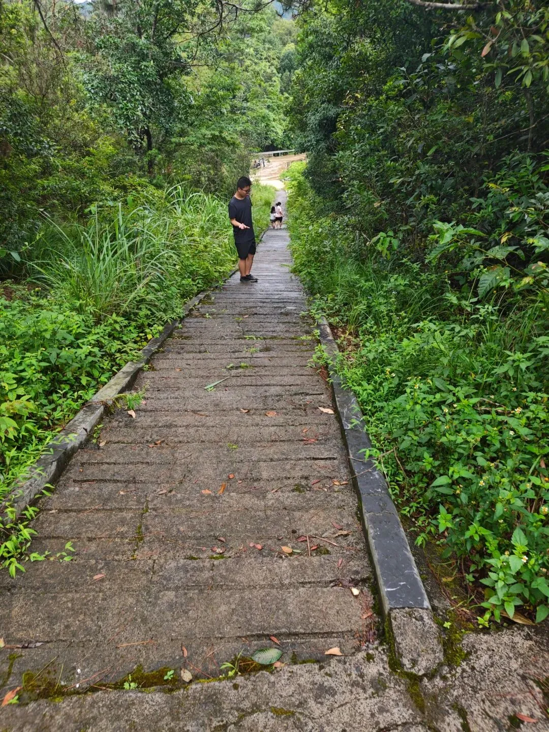 带孩子出去旅游,你知道该给他们看什么吗?