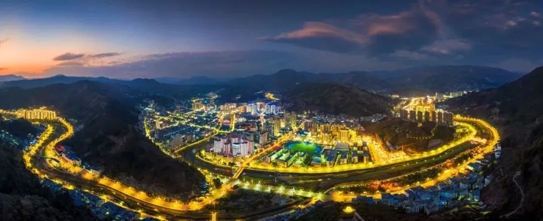 国庆别挤!会东景点游玩攻略出炉(附路线)→