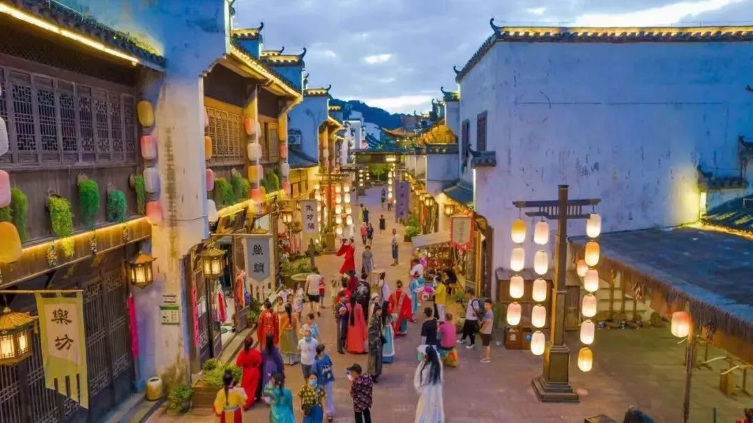 普通人出门旅游真有必要砸钱住贵酒店吗?