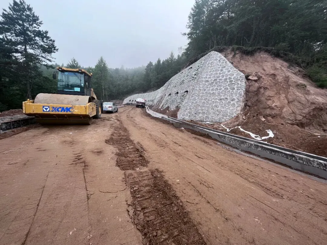【工程动态】横下线旅游公路二期工程,冲刺倒计时,昼夜抢工期