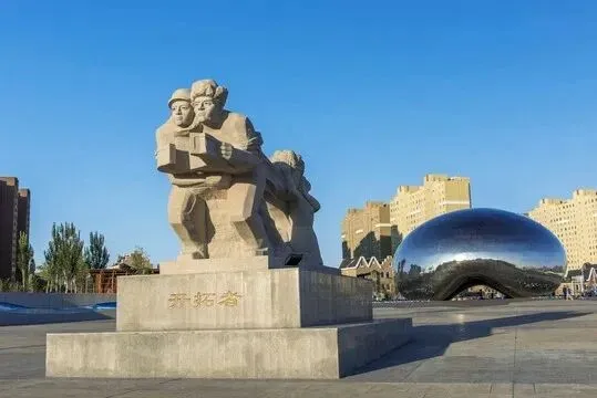 北疆大环线自驾游|第九站:戈壁油城克拉玛依,北疆之旅最大的惊喜