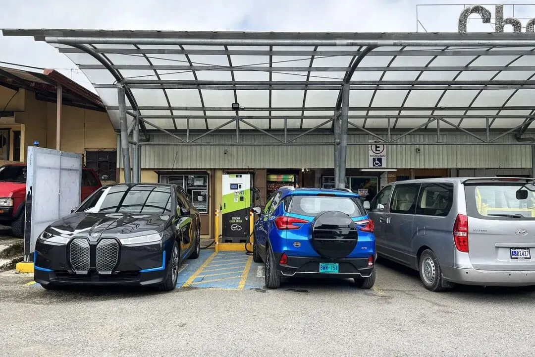 国庆自驾游回来算了一笔账,油车和电车到底谁更省钱?结果有点意外