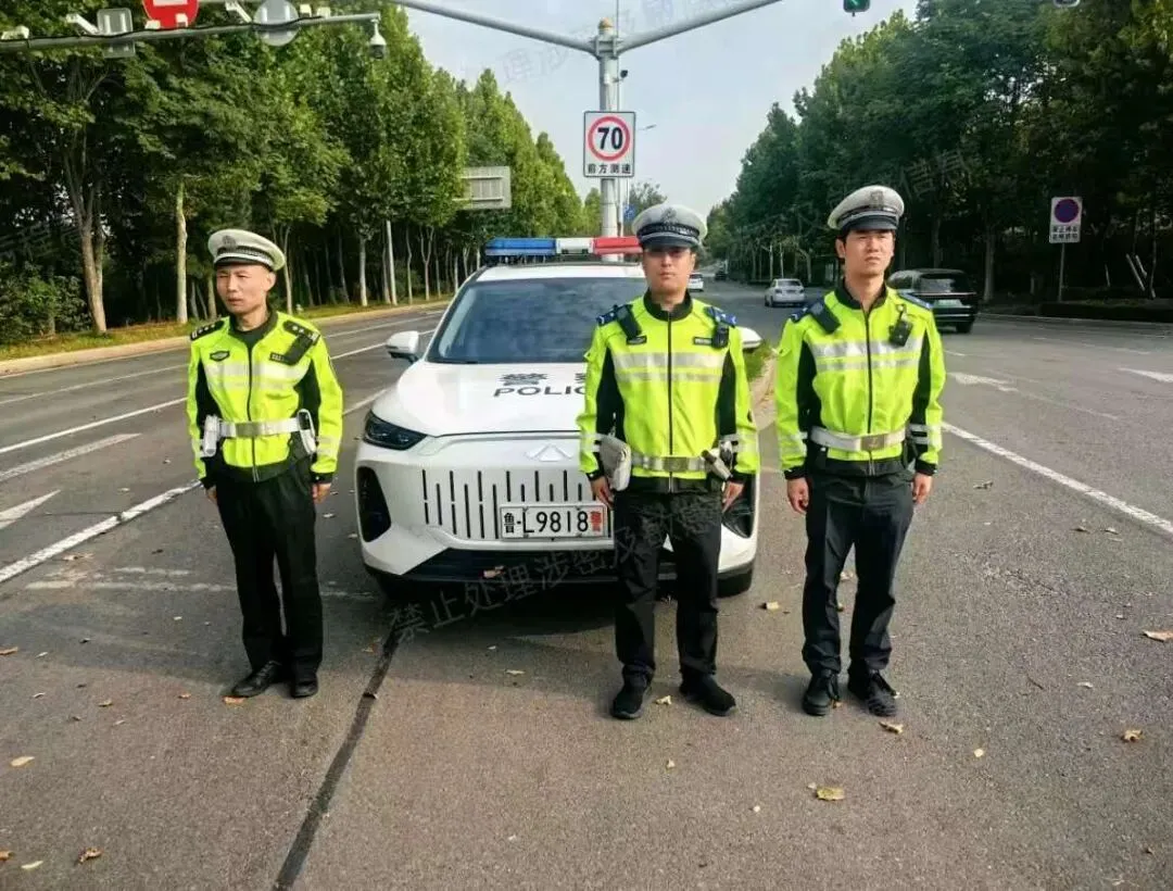 国庆我在岗丨致敬坚守,护航山海天假日旅游好环境!